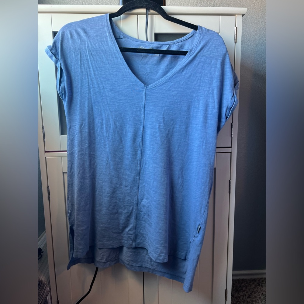 Basic tee shirt